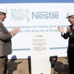 Nestlé Uruguay celebró la colocación de la Piedra Fundacional de su nueva fábrica, oficinas y centro de distribución en el país.