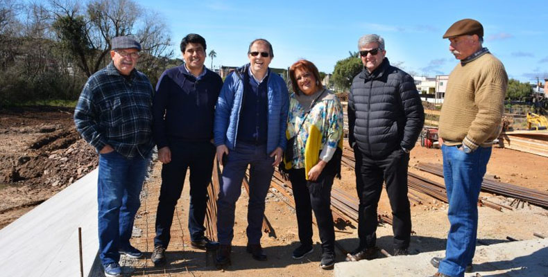 Avance en obras del Puente La Racca, en Rivera